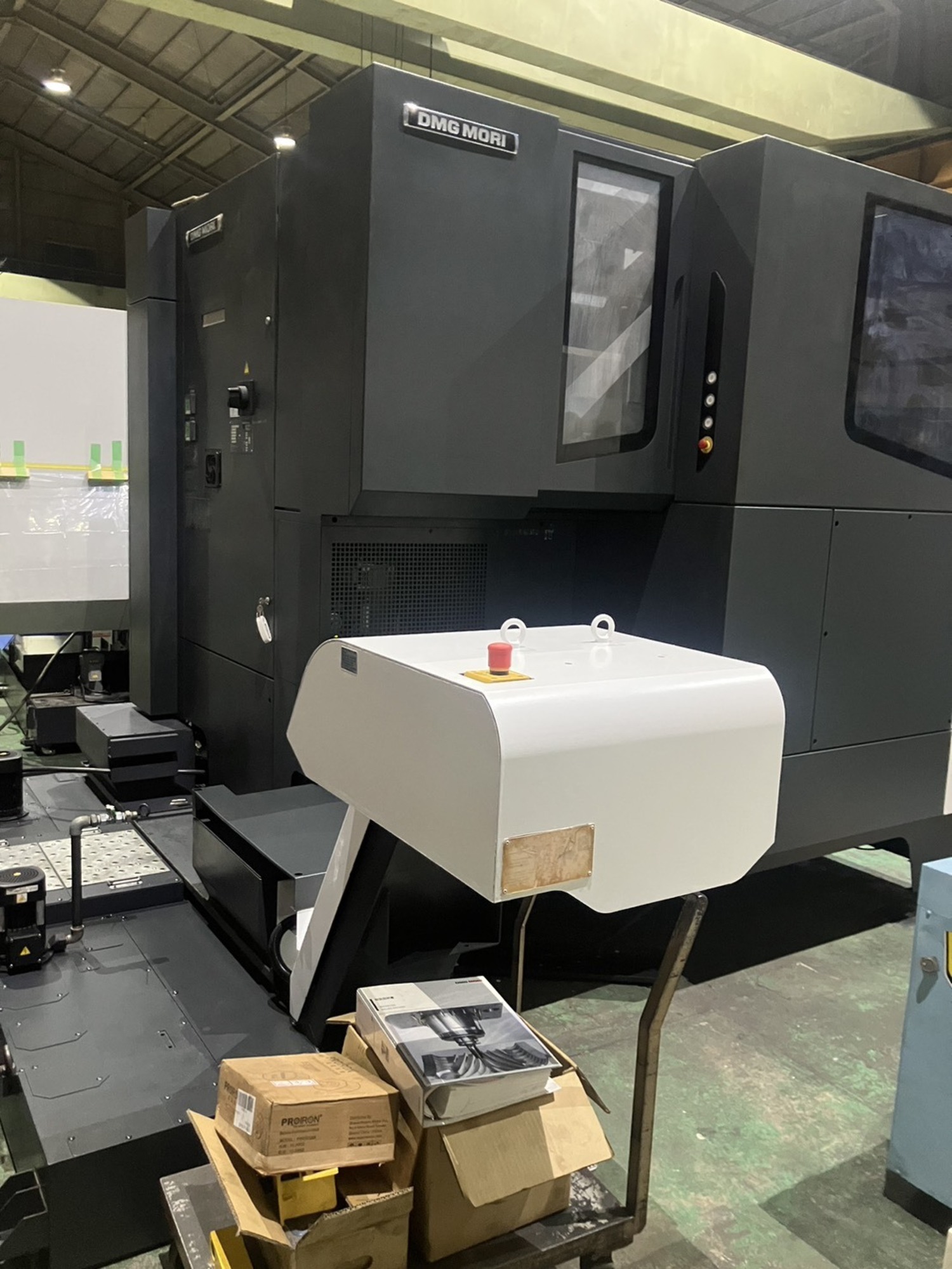 DMG MORI NVX5100/50 实拍图 7