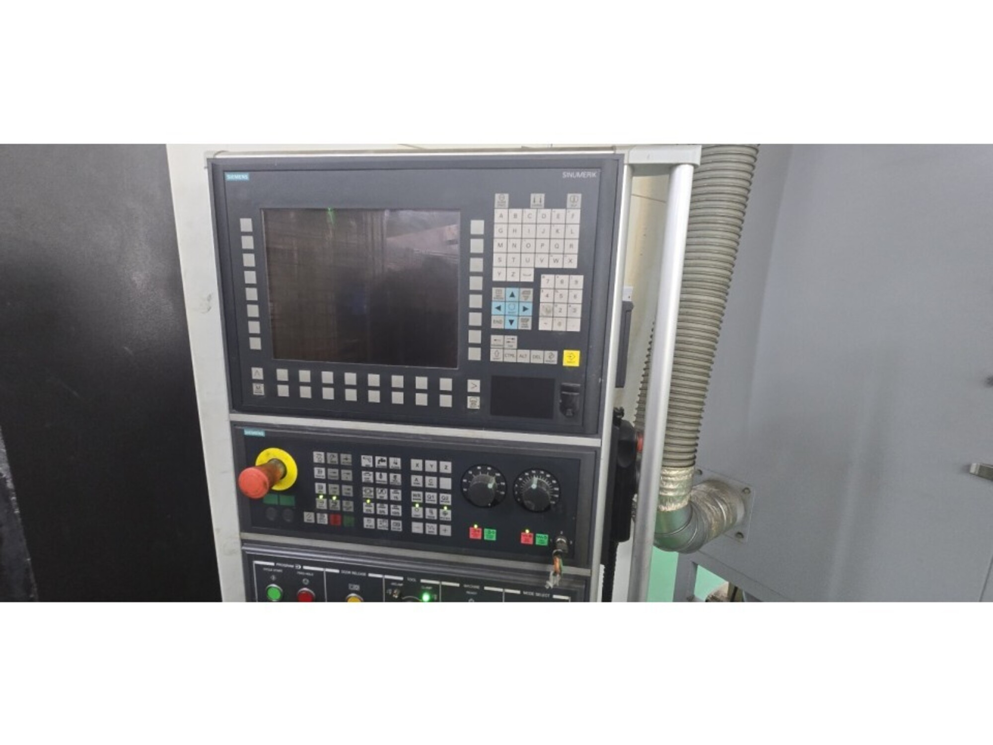 HYUNDAI-WIA FX-2000 实拍图 2