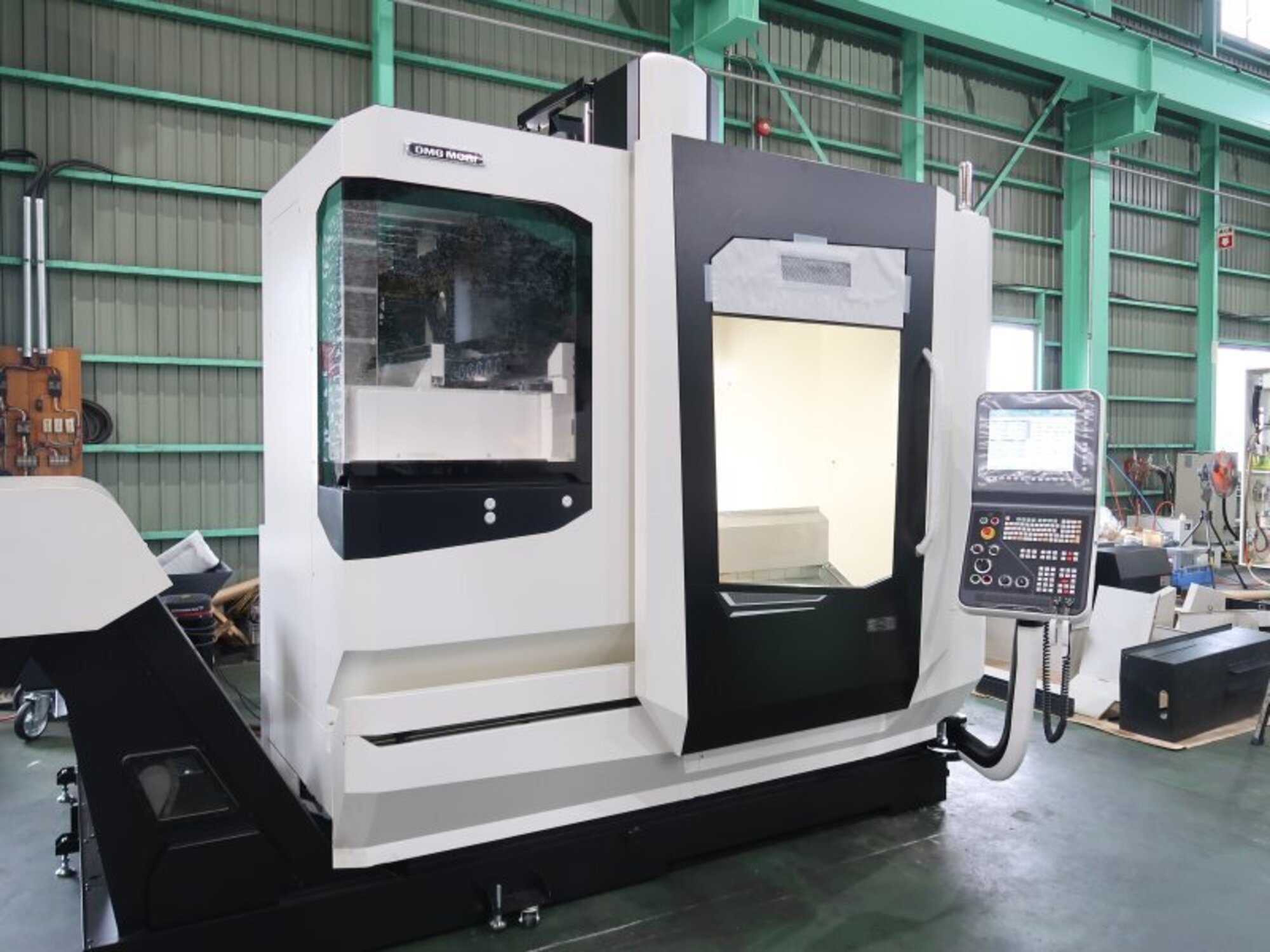 DMG MORI CMX1100V 加工中心